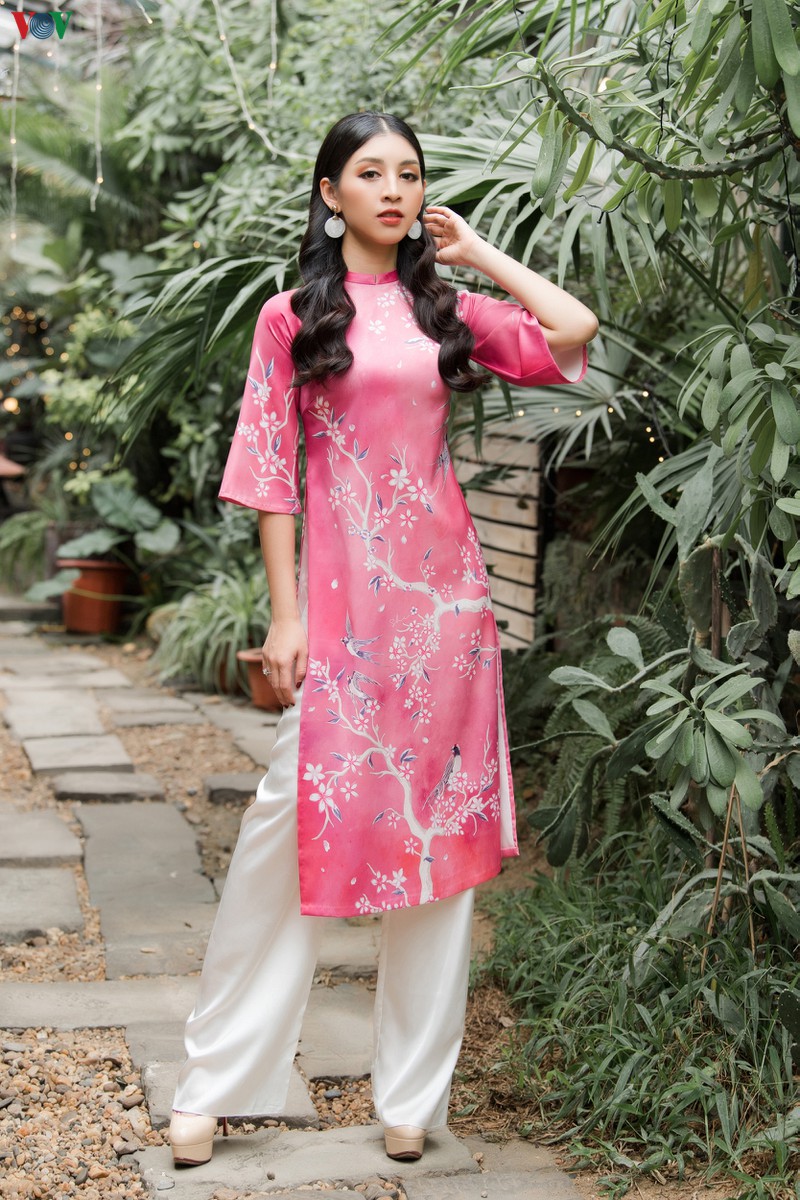 top 10 hoa hau viet nam – le thanh tu  tu van cach chon ao dai ngay xuan hinh 7