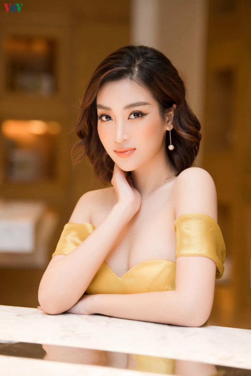 chuyen showbiz: ha tang khien fan lo lang voi than hinh "khac la" hinh 6