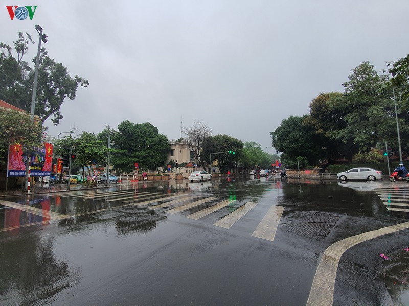 mua lon chieu cuoi nam, pho xa thu do tinh lang  hinh 3