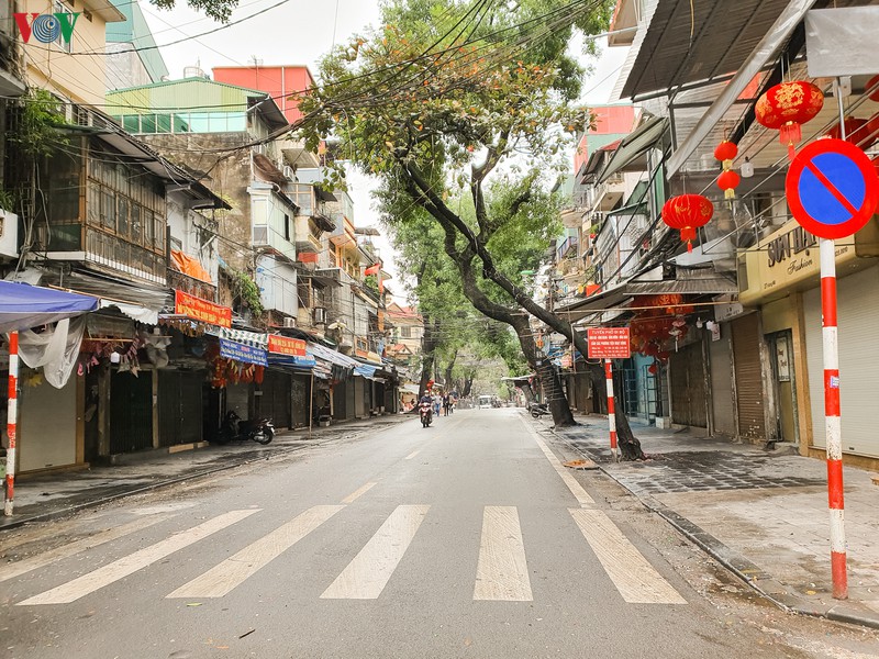 mot ha noi khac la trong ngay mung 1 tet hinh 9