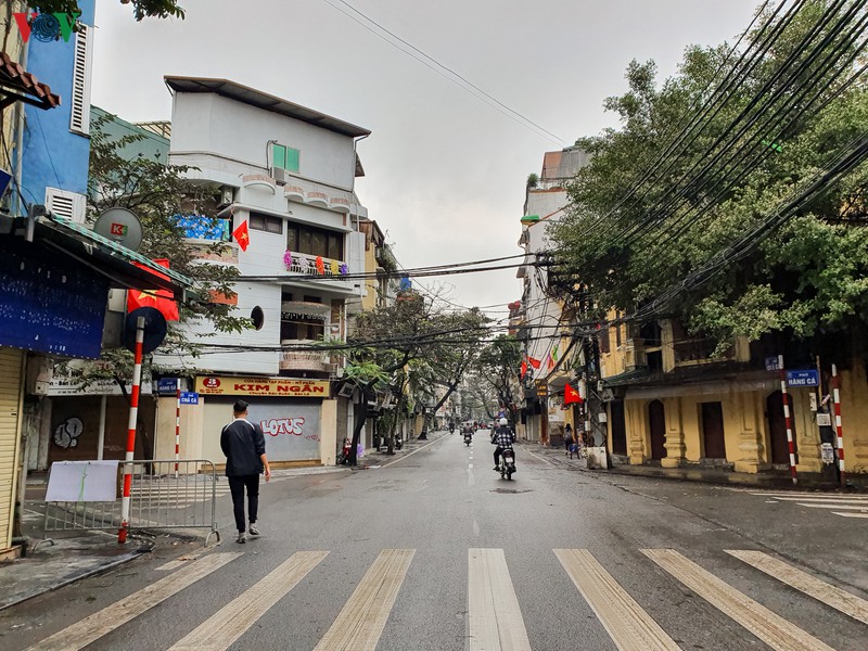 mot ha noi khac la trong ngay mung 1 tet hinh 1