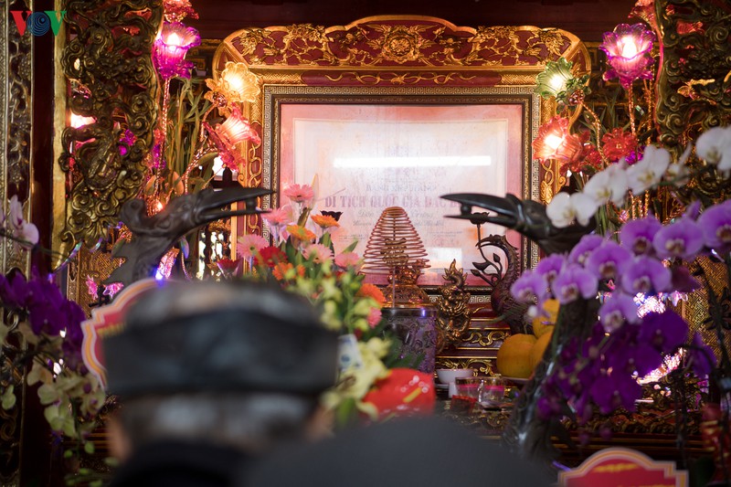 hang nghin nguoi du le khai hoi den hai ba trung hinh 11