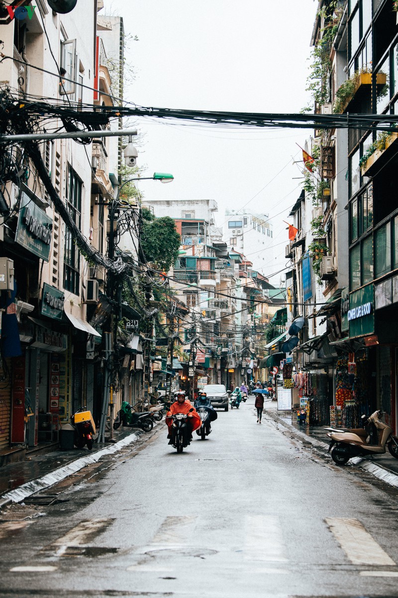 pho phuong ha noi vang ve sau khuyen cao "han che ra duong" hinh 14