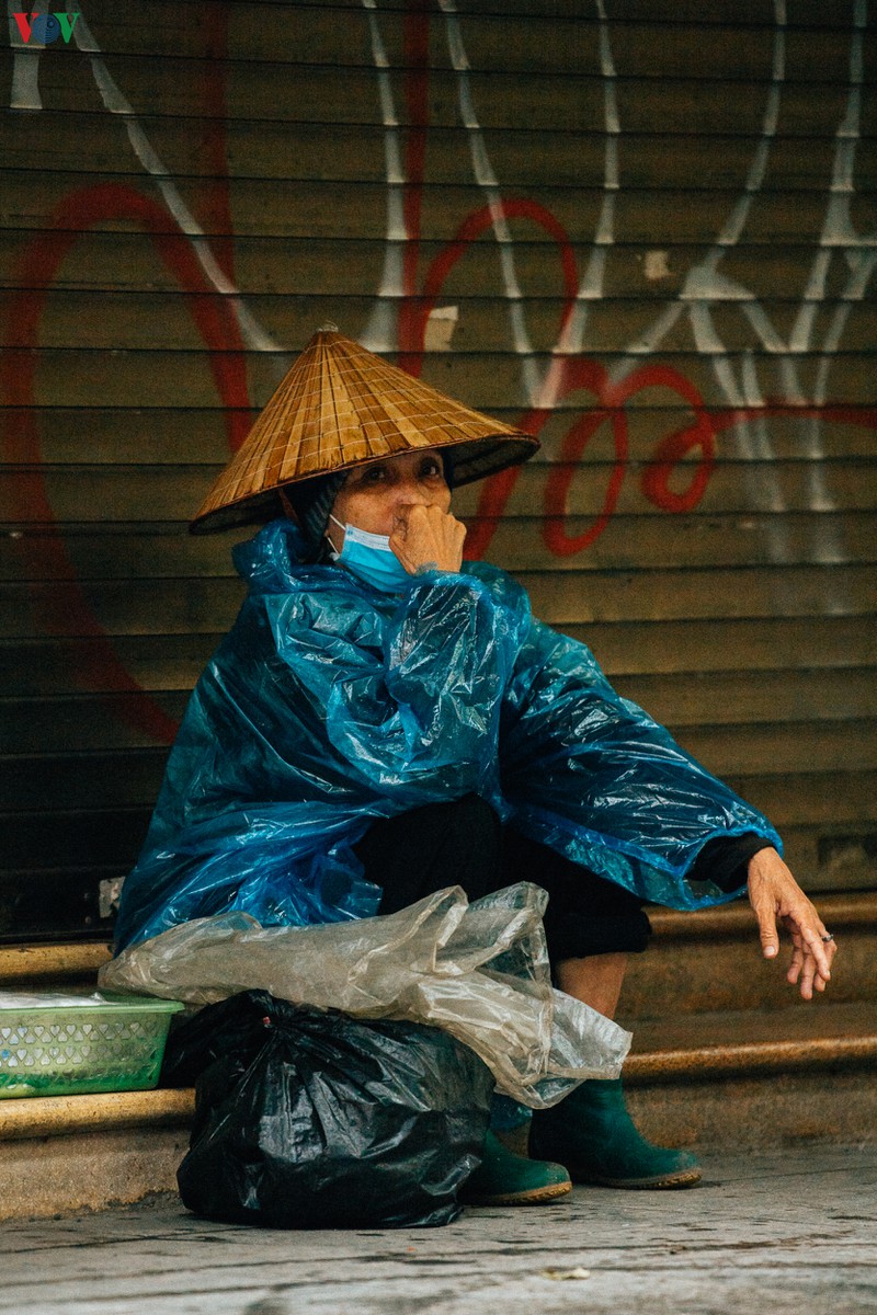 pho phuong ha noi vang ve sau khuyen cao "han che ra duong" hinh 11