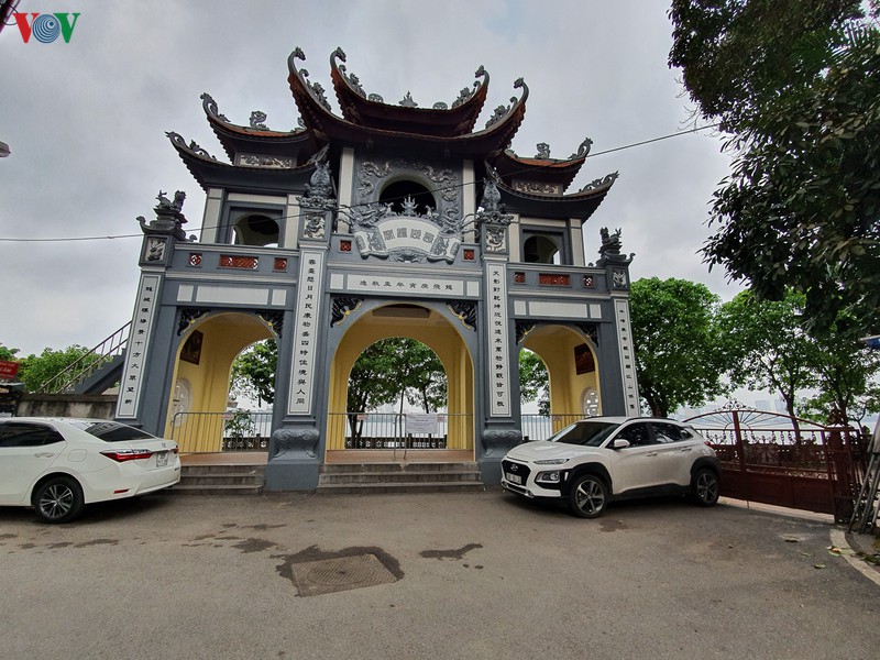 cac di tich, den chua o ha noi dong cua, vang lang khong bong nguoi hinh 8