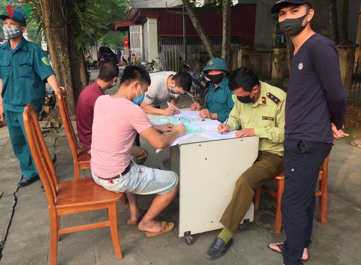 trien khai 23 chot kiem soat dich benh covid-19 tai bac kan hinh 3
