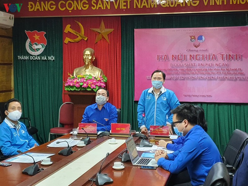 8.000 suất ăn mỗi ngày tiếp sức sinh viên, công nhân khó khăn hình 2 8.000 suat an moi ngay tiep suc sinh vien, cong nhan kho khan hinh 2