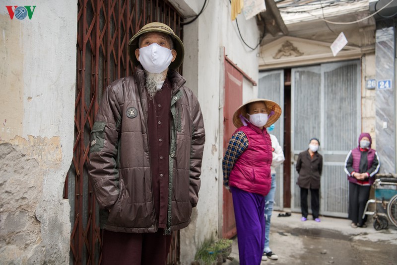 8.000 suất ăn mỗi ngày tiếp sức sinh viên, công nhân khó khăn hình 4 8.000 suat an moi ngay tiep suc sinh vien, cong nhan kho khan hinh 4