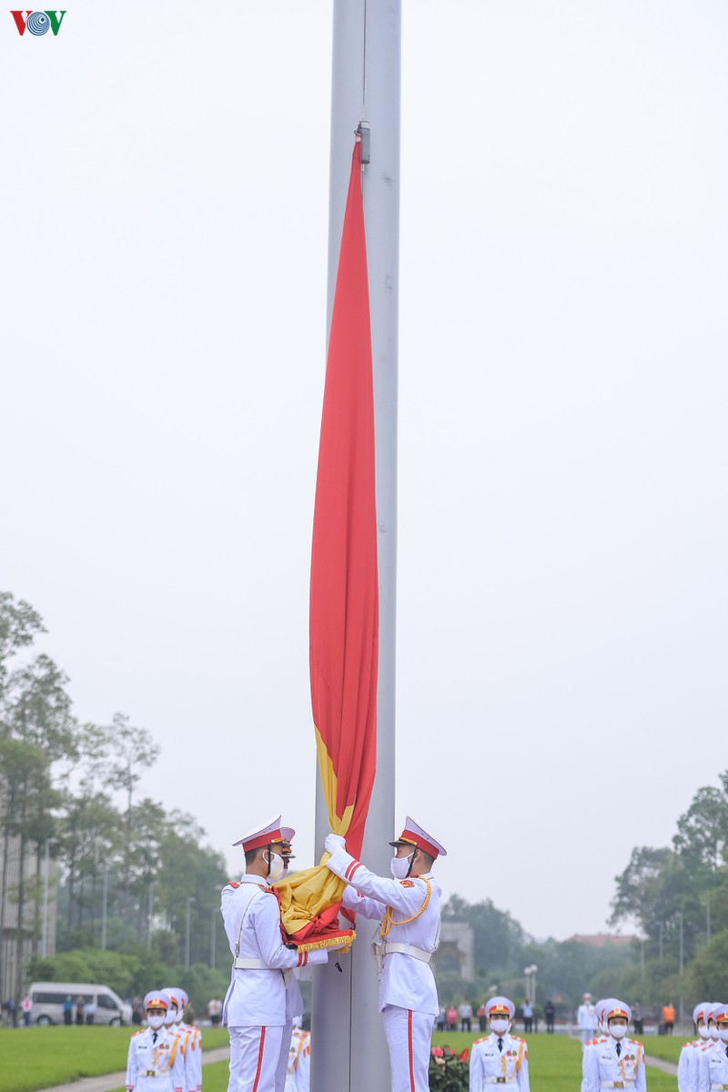 le thuong co tai quang truong ba dinh trong ngay thong nhat 30/4 hinh 9
