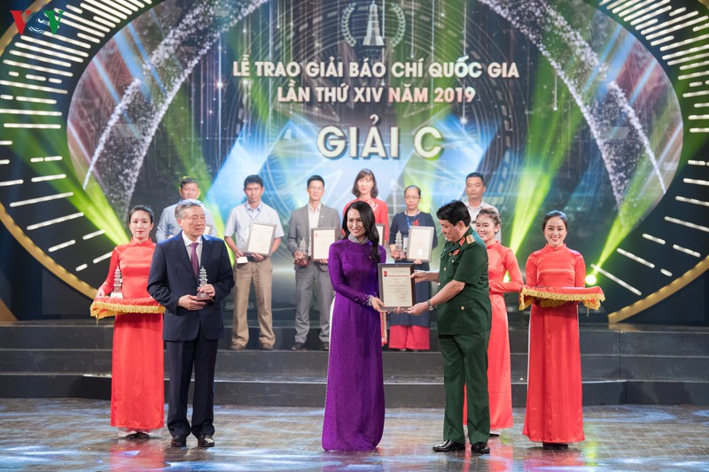 vov ghi dau an voi 8 tac pham doat giai bao chi quoc gia 2019 hinh 15