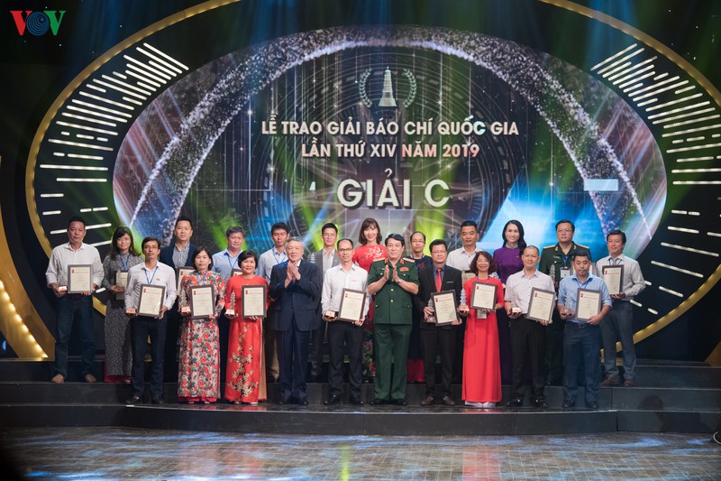 vov ghi dau an voi 8 tac pham doat giai bao chi quoc gia 2019 hinh 11