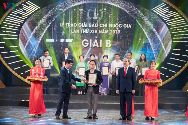 vov ghi dau an voi 8 tac pham doat giai bao chi quoc gia 2019 hinh 8