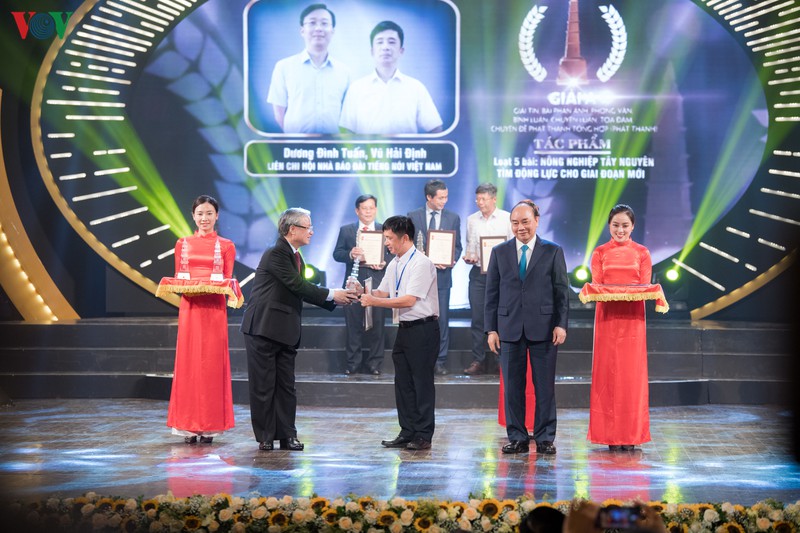 vov ghi dau an voi 8 tac pham doat giai bao chi quoc gia 2019 hinh 6