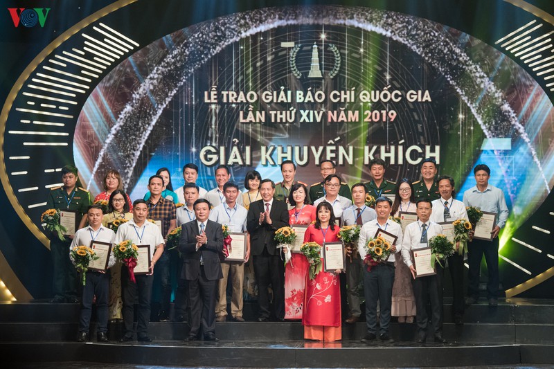 vov ghi dau an voi 8 tac pham doat giai bao chi quoc gia 2019 hinh 16