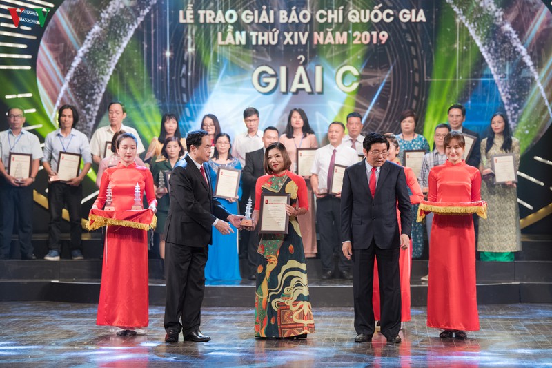 vov ghi dau an voi 8 tac pham doat giai bao chi quoc gia 2019 hinh 14
