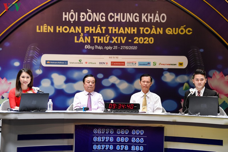 can canh ngay thi "phat thanh truc tiep" dau tien tai lhpt toan quoc hinh 7