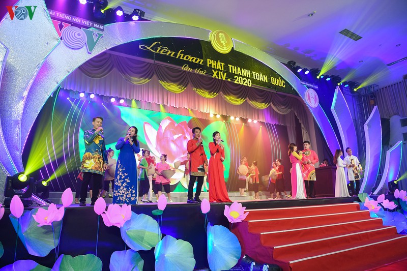 hinh anh tong duyet le khai mac lien hoan phat thanh toan quoc 2020 hinh 8