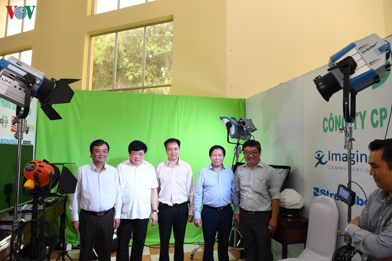 an tuong 2 trien lam trong khuon kho lhpt toan quoc lan thu xiv hinh 12