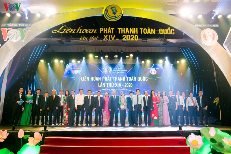 toan canh le khai mac lien hoan phat thanh toan quoc lan thu xiv hinh 15