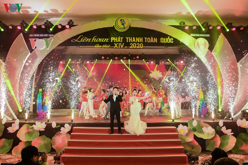 toan canh le be mac va trao giai lien hoan phat thanh toan quoc lan thu xiv hinh 19