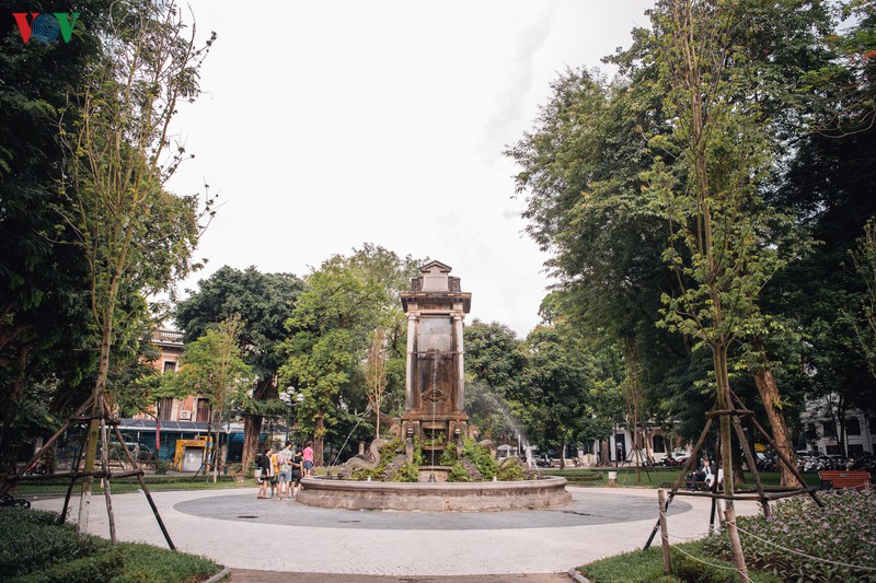 can canh dai phun nuoc co nhat ha noi xuong cap, deo "dai chong sap" hinh 1