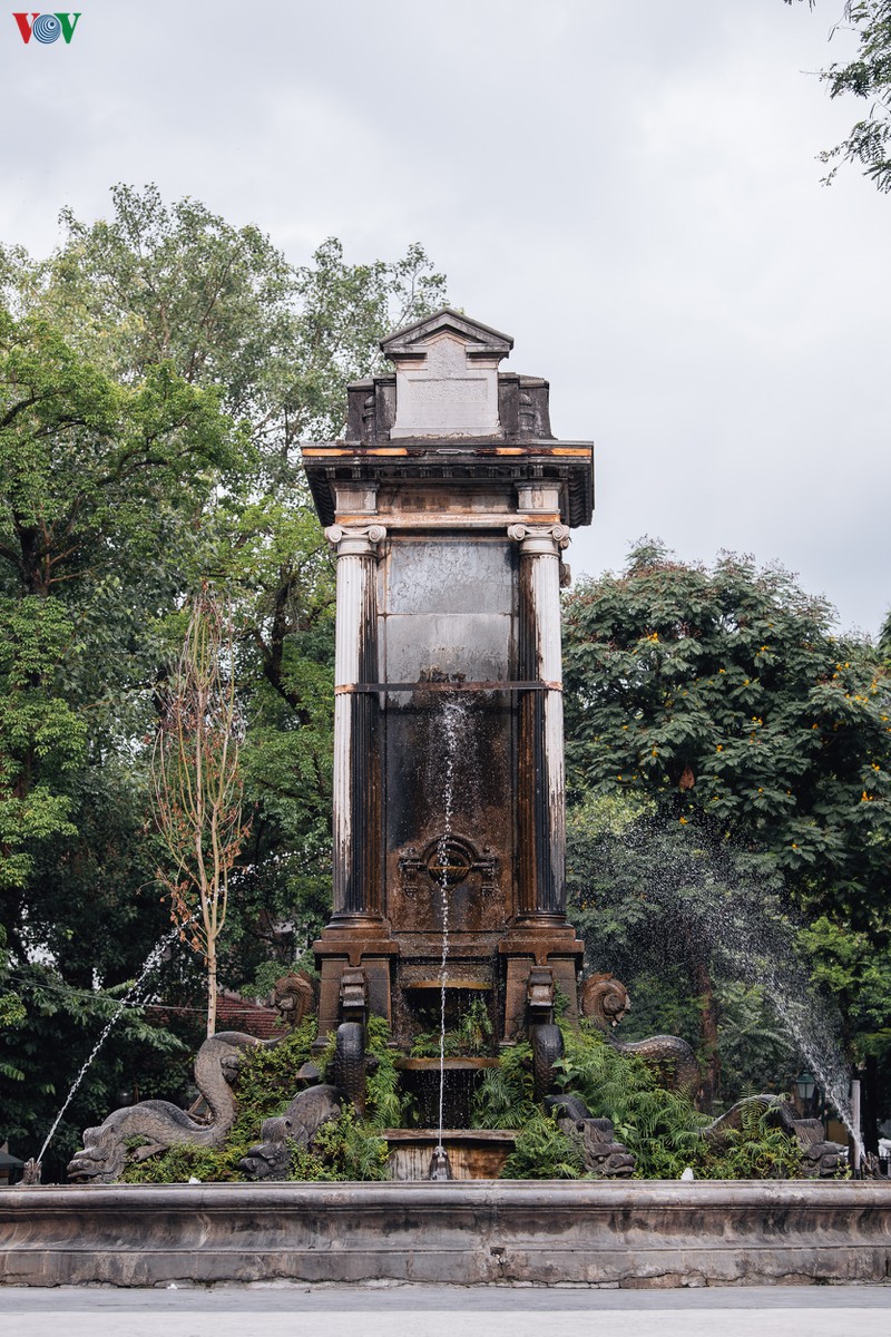 can canh dai phun nuoc co nhat ha noi xuong cap, deo "dai chong sap" hinh 16