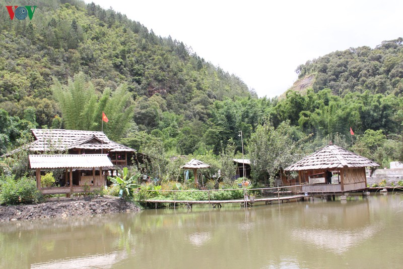 khai truong mo hinh du lich cong dong xa ngoc chien hinh 1