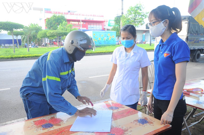 anh: hai duong siet chat kiem soat toan thanh pho, han che dich lay lan hinh 6