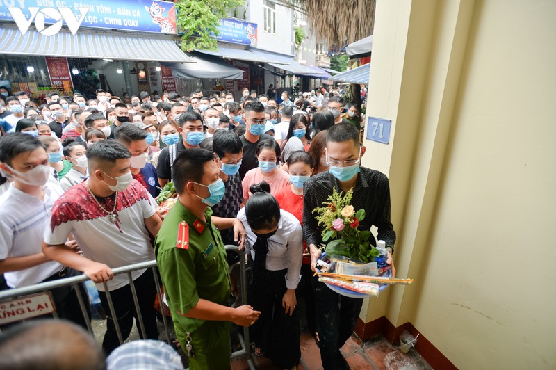 chen chuc le phu tay ho mung 1 thang 7 am lich bat chap dich covid-19 hinh 15
