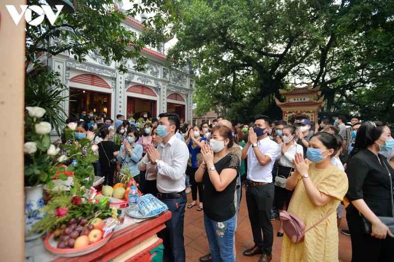 chen chuc le phu tay ho mung 1 thang 7 am lich bat chap dich covid-19 hinh 9