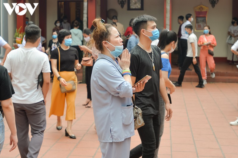 chen chuc le phu tay ho mung 1 thang 7 am lich bat chap dich covid-19 hinh 13