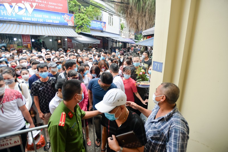 chen chuc le phu tay ho mung 1 thang 7 am lich bat chap dich covid-19 hinh 1