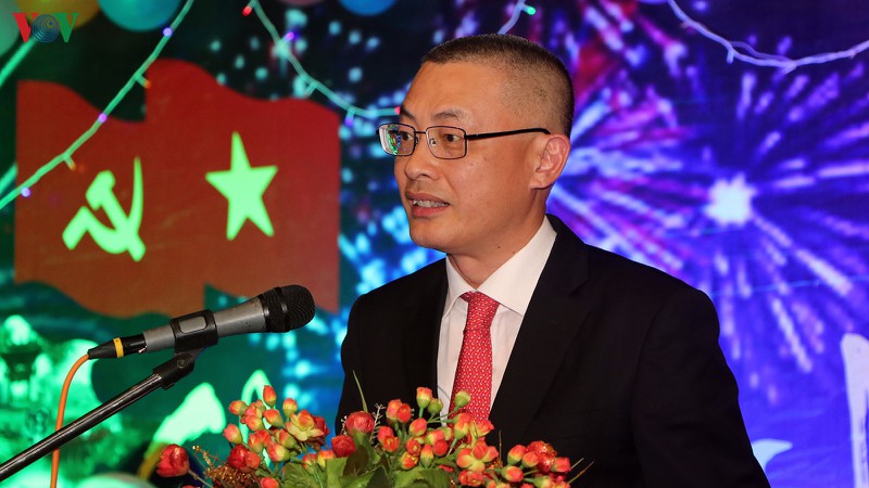 sinh vien viet nam tai campuchia ron rang don mung nam moi 2020 hinh 1