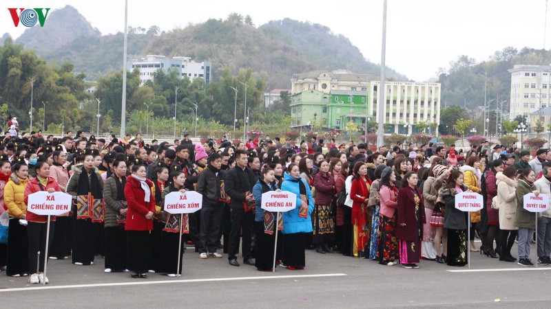soi dong hoi xuan dang bac hinh 2