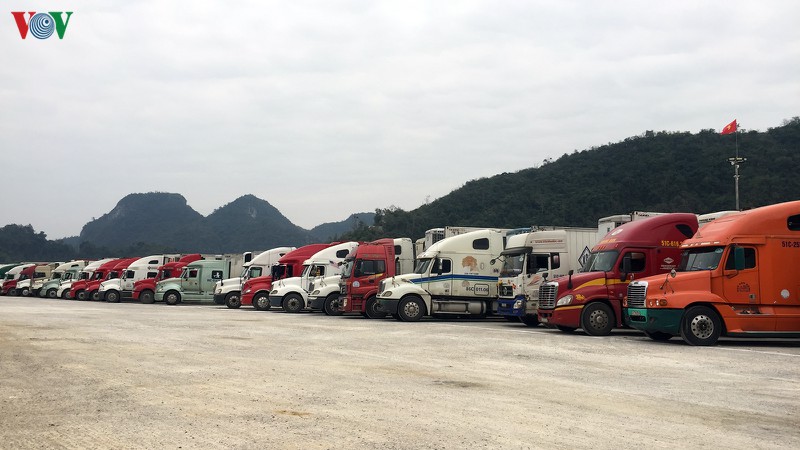 lang son khuyen cao tam thoi khong dua them hang hoa len bien mau hinh 2
