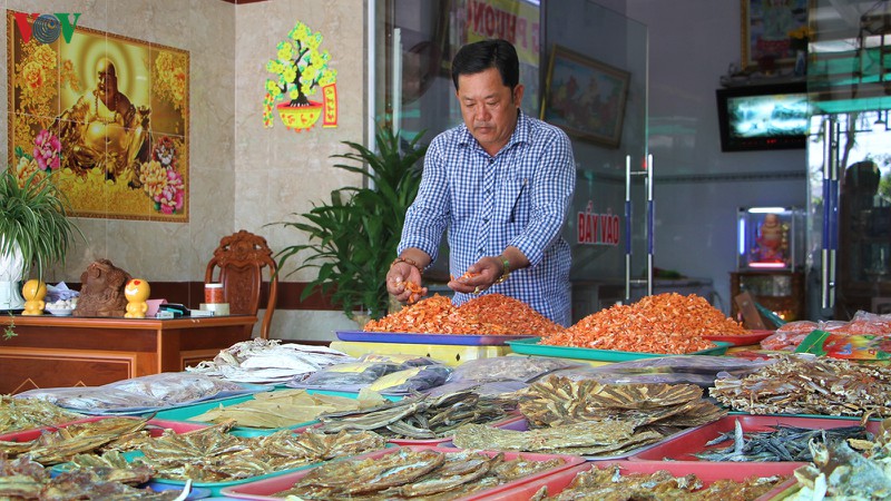 nhon nhip lang kho bien tran de vao mua hinh 11