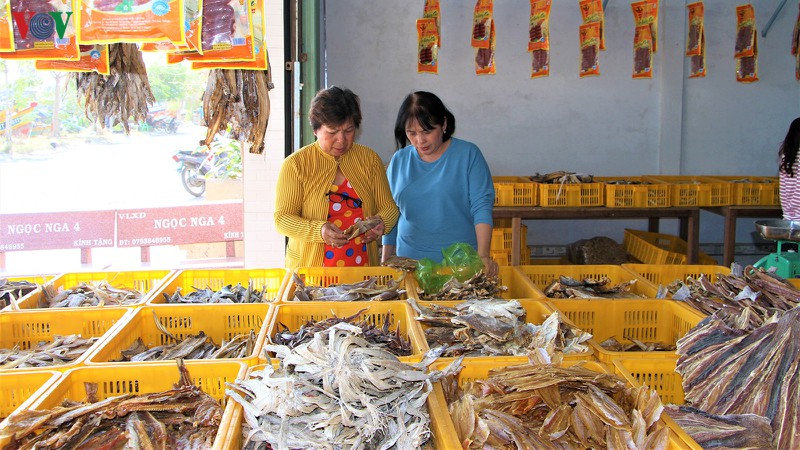 nhon nhip lang kho bien tran de vao mua hinh 13