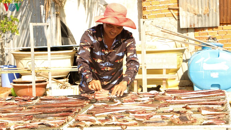 nhon nhip lang kho bien tran de vao mua hinh 1