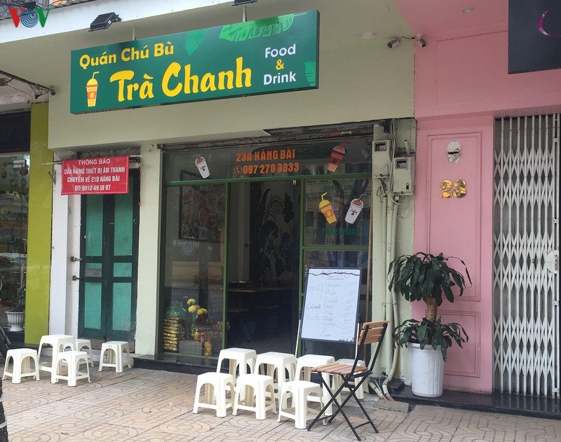 sat ngay 8/3 nhung quan xa ha noi van vang lang vi dich covid-19 hinh 3