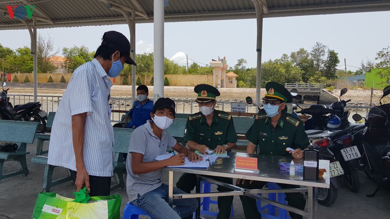 nhieu hang quan chap nhan thua lo thuc hien nghiem cong tac chong dich hinh 2