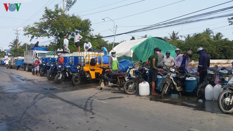 vuon sau rieng bi thiet hai nang do han, man hinh 2