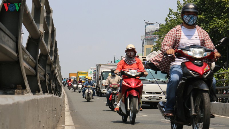 khap nga tphcm dong duc nhu khong co "cach ly xa hoi" hinh 6