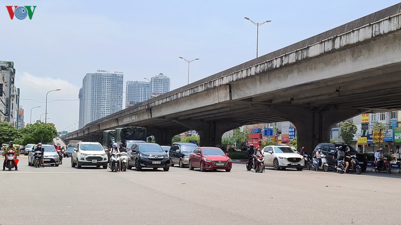 cach ly xa hoi: cua ngo thu do van dong nguoi tham gia giao thong ngay cuoi tuan hinh 2