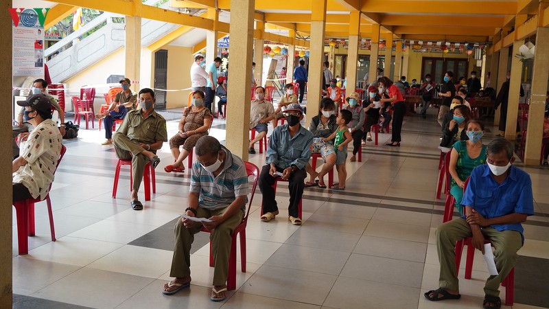 sieu thi hanh phuc 0 dong den voi nguoi ngheo o tphcm hinh 6