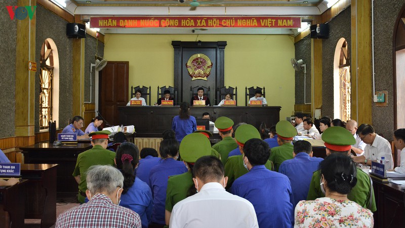 vu gian lan thi son la: cac bi cao noi loi sau cung, cho ngay tuyen an hinh 3