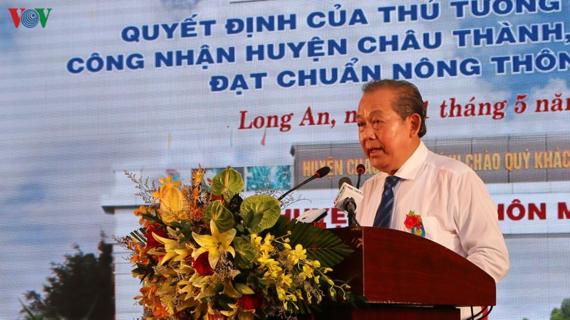 le cong bo huyen nong thon moi dau tien cua long an hinh 2