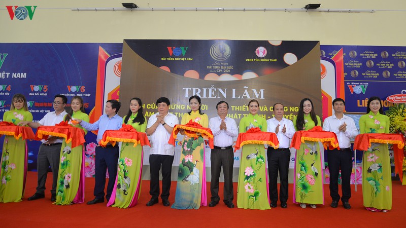 khai mac trien lam thiet bi cong nghe phat thanh truyen hinh hinh 1