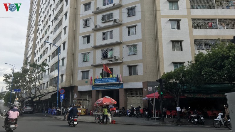 nha o thuong mai gia thap, kho lam vi thieu quy dat hinh 2
