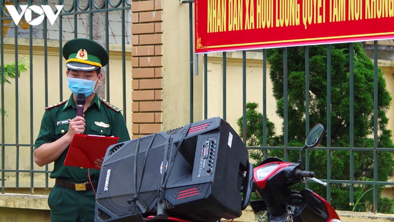 loa phat thanh trong the tran "vanh dai xanh" chong dich vung bien hinh 2