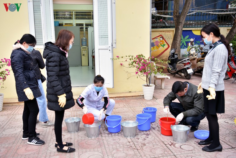 ha noi dong loat tien hanh khu trung truong hoc phong virus corona hinh 1